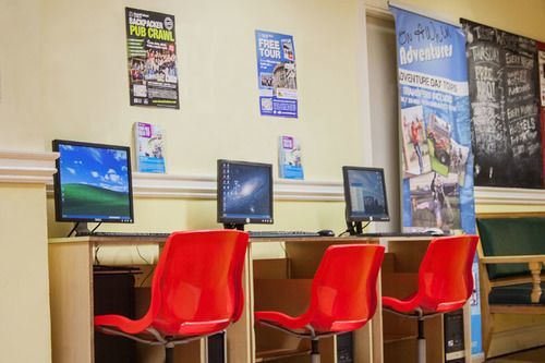 The Four Courts Hostel Dublin Extérieur photo